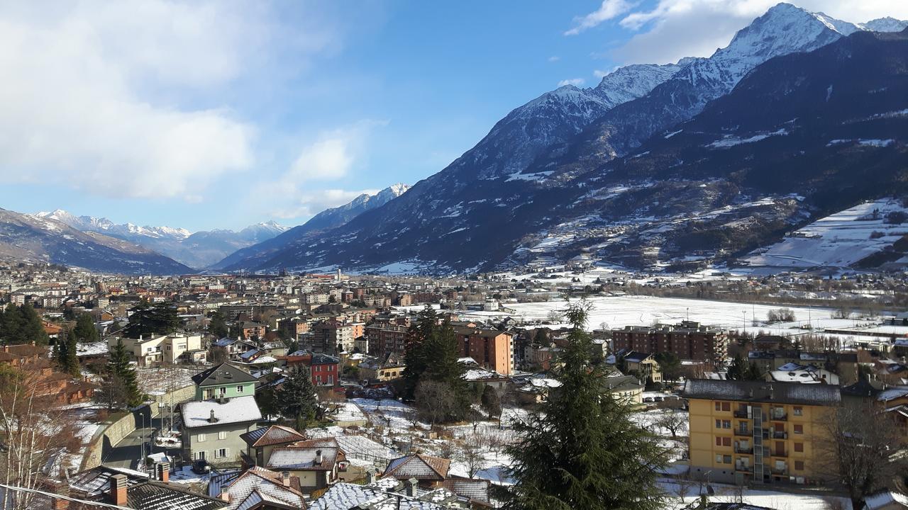 Mon Grenier Appartement Aosta Buitenkant foto